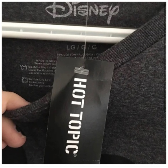 HOT TOPIC DISNEY Mickey Mouse T Shirt - Picture 2 of 4